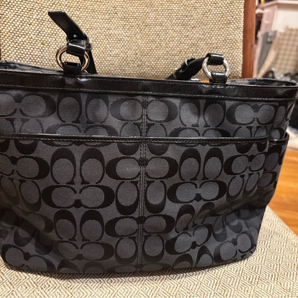 Coach bag 
N0. E1160-F17726 - Picture 3 of 8